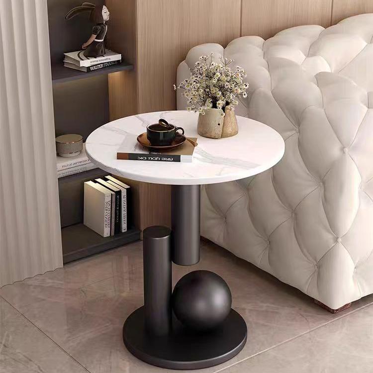 Arti Side Table