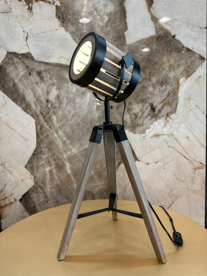 Triton Tripod Lamp Wooden