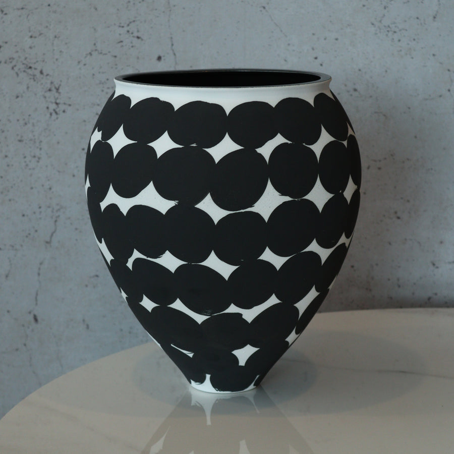 Shadow Pattern Vase