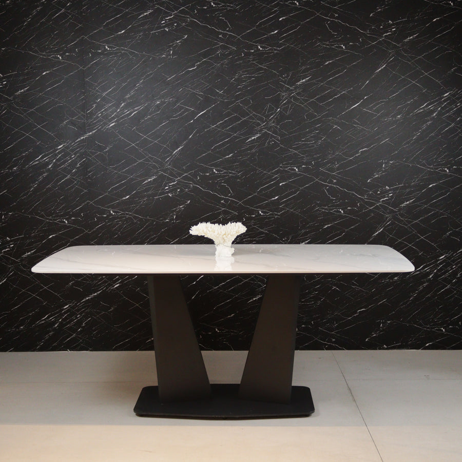 Rodrigo Contemporary Dining Table