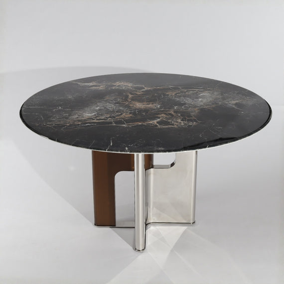Morbido Dining Table